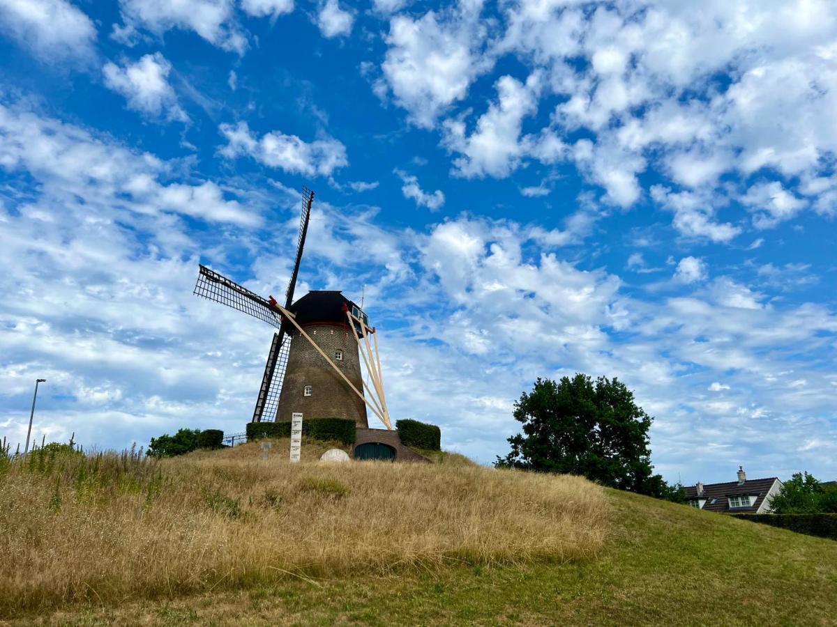 Supergezellig Vakantiehuis Met Hele Grote Tuin Bij Nijmegen Ewijk Esterno foto