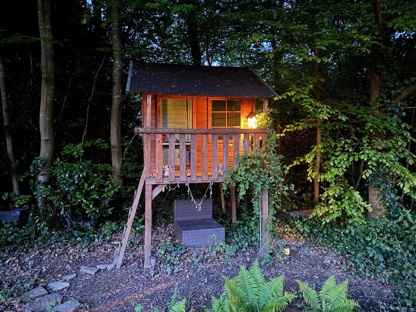 Supergezellig Vakantiehuis Met Hele Grote Tuin Bij Nijmegen Ewijk Esterno foto